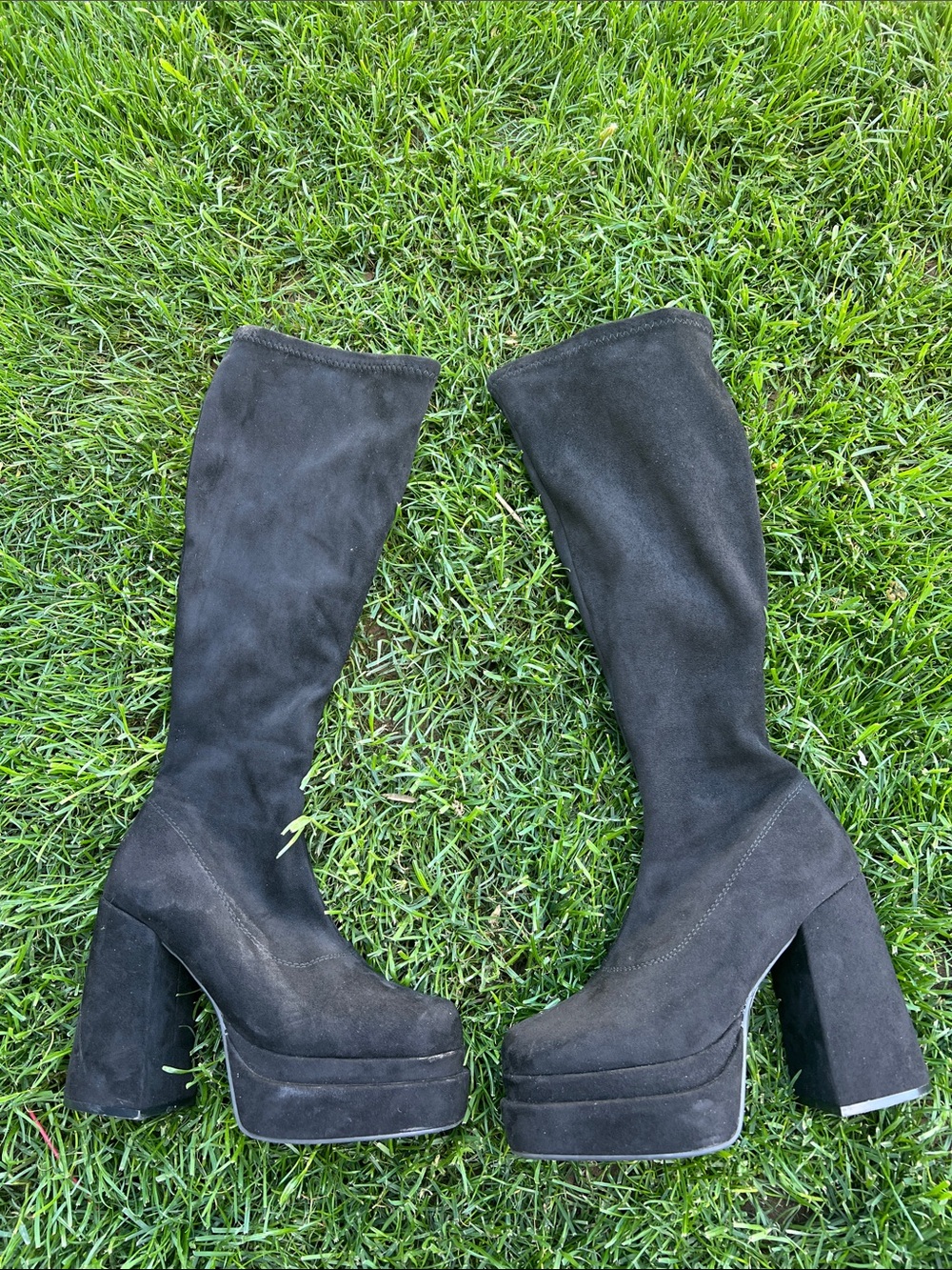 FOREVER 21 - Women’s Tall Black Platform Block Heel Boots .never worn